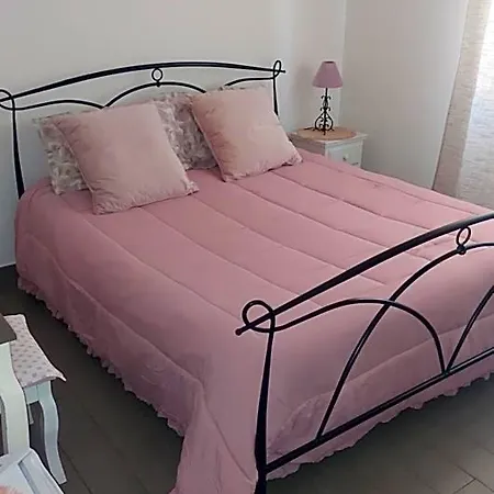 La Perla Bianca Bed & Breakfast 3*
